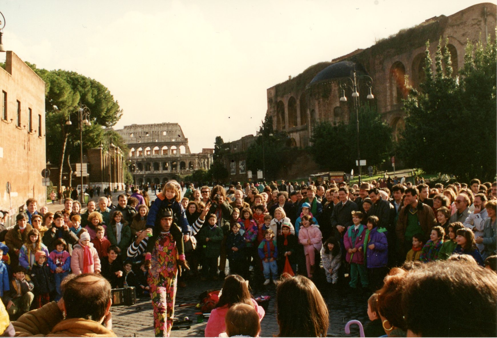 Via dei Fori Imperiali, Roma, dicembre 1993.