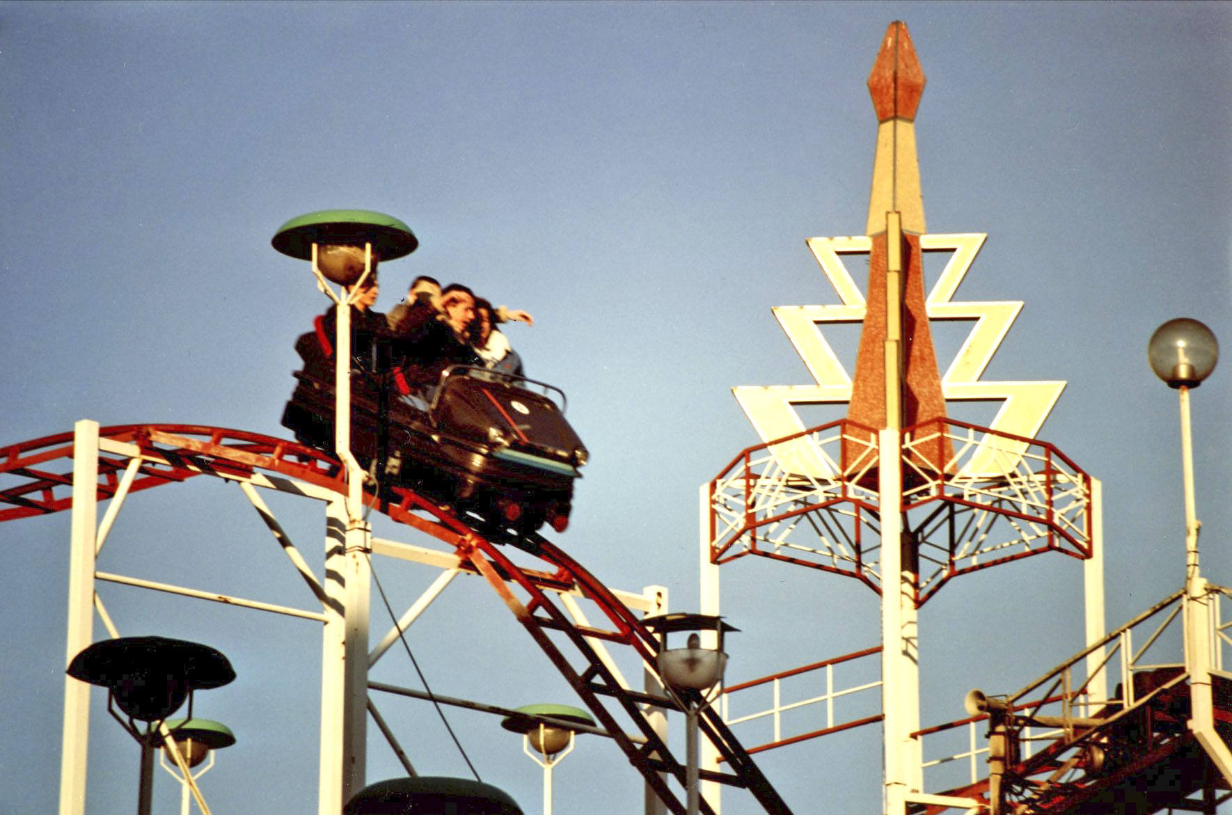 Montagne russe, Luneur, Roma, gennaio 1991.