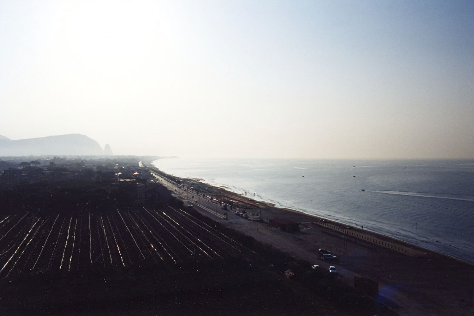 Paesaggio di Terracina, agosto 1991.